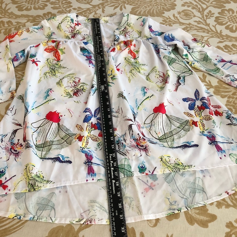 3/4 Sleeve Spring Blouse - Picture 4 of 7